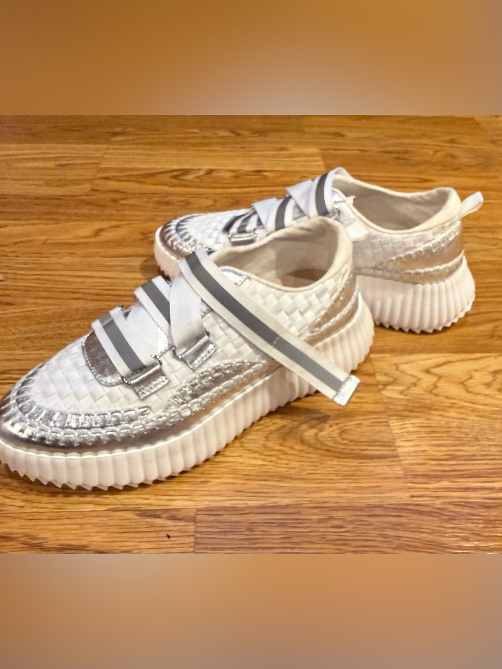 Silent D Women's Platform Sneakers White Silver Metallic Woven EU 38 US 7.5-8